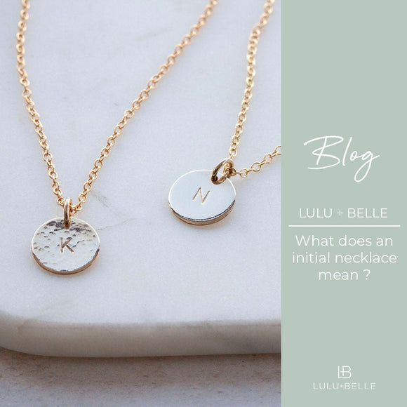 What does an initial necklace mean ?