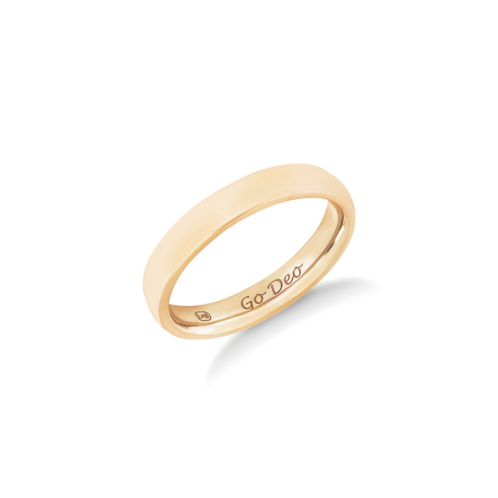 The Always men's wedding ring in yellow gold, a plain 4mm ring with a flat outer surface and a polished finish