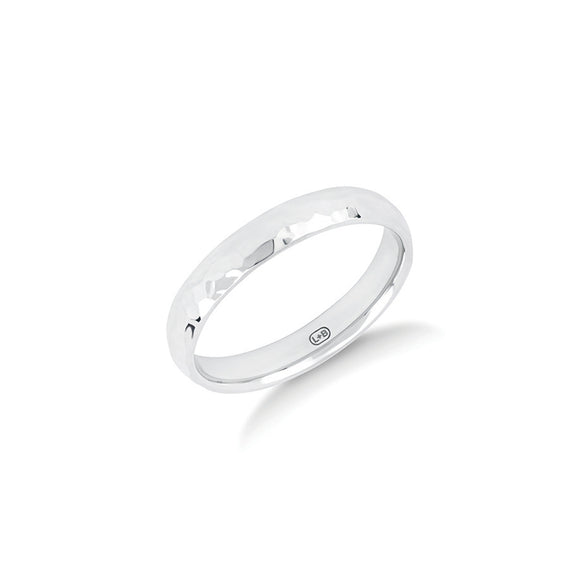 The Anchor wedding ring in yellow gold, a 4mm men's ring with a hand hammered, polished surface