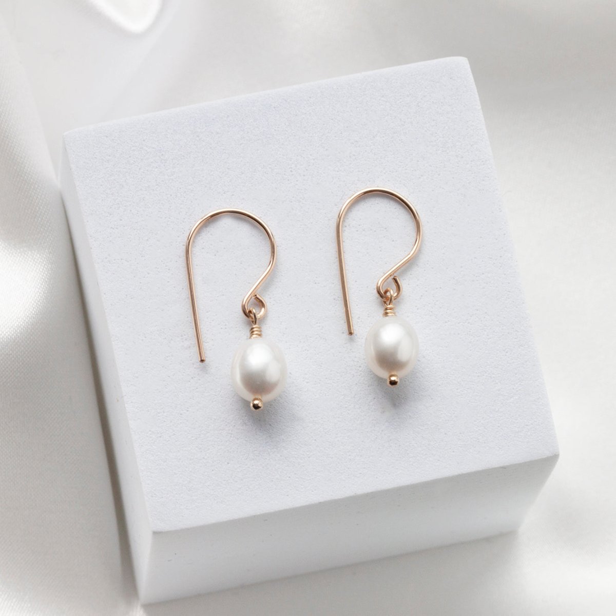 CHLOE Pearl Drop Earrings Gold or Silver - Lulu + Belle Jewellery